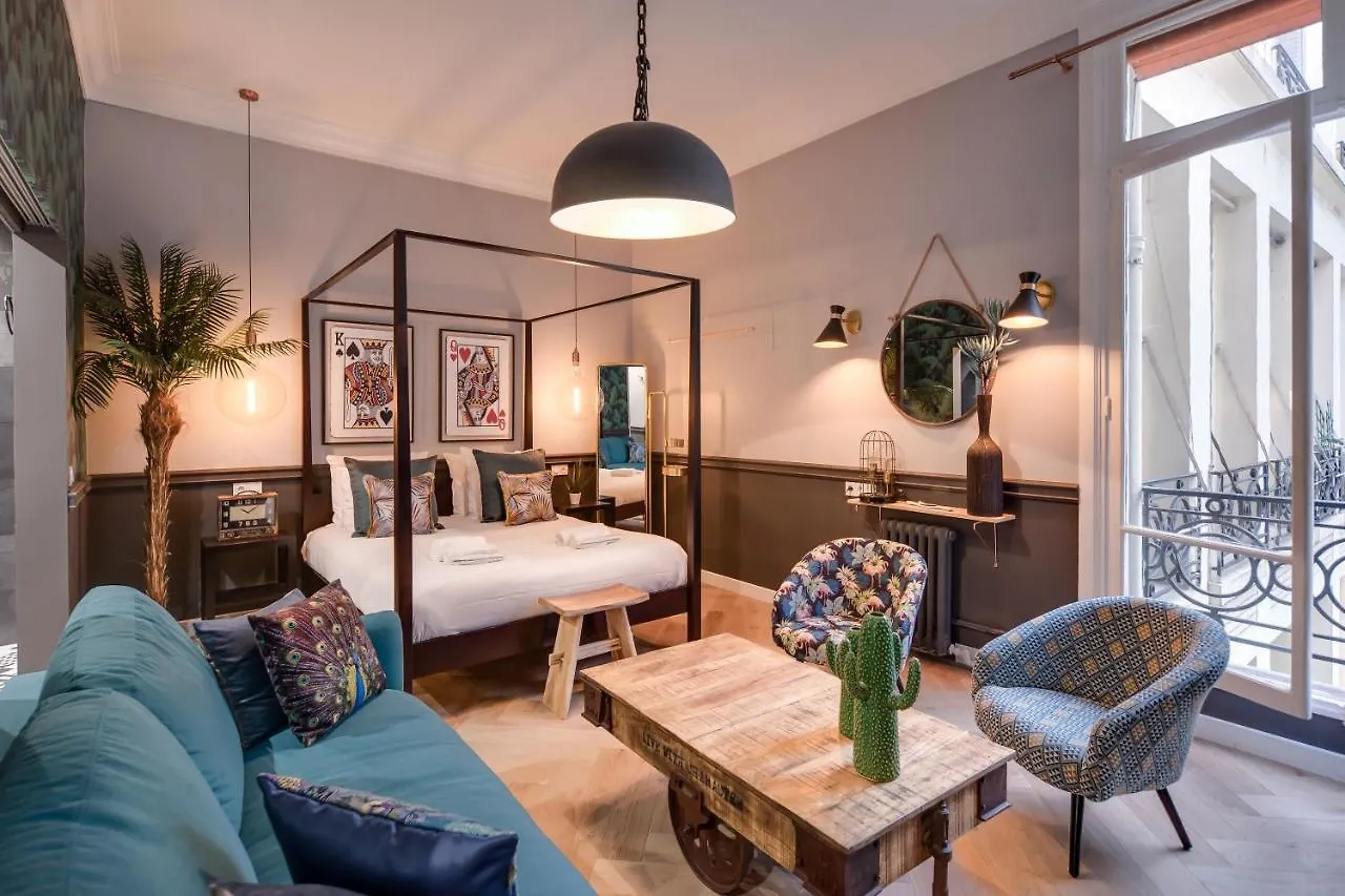 The Royal Elysee Suite Paris Apartment