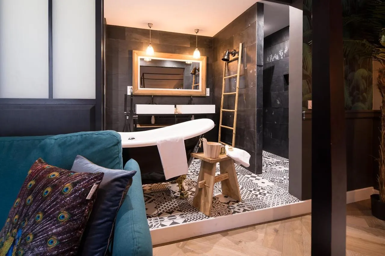Apartment The Royal Elysee Suite Paris