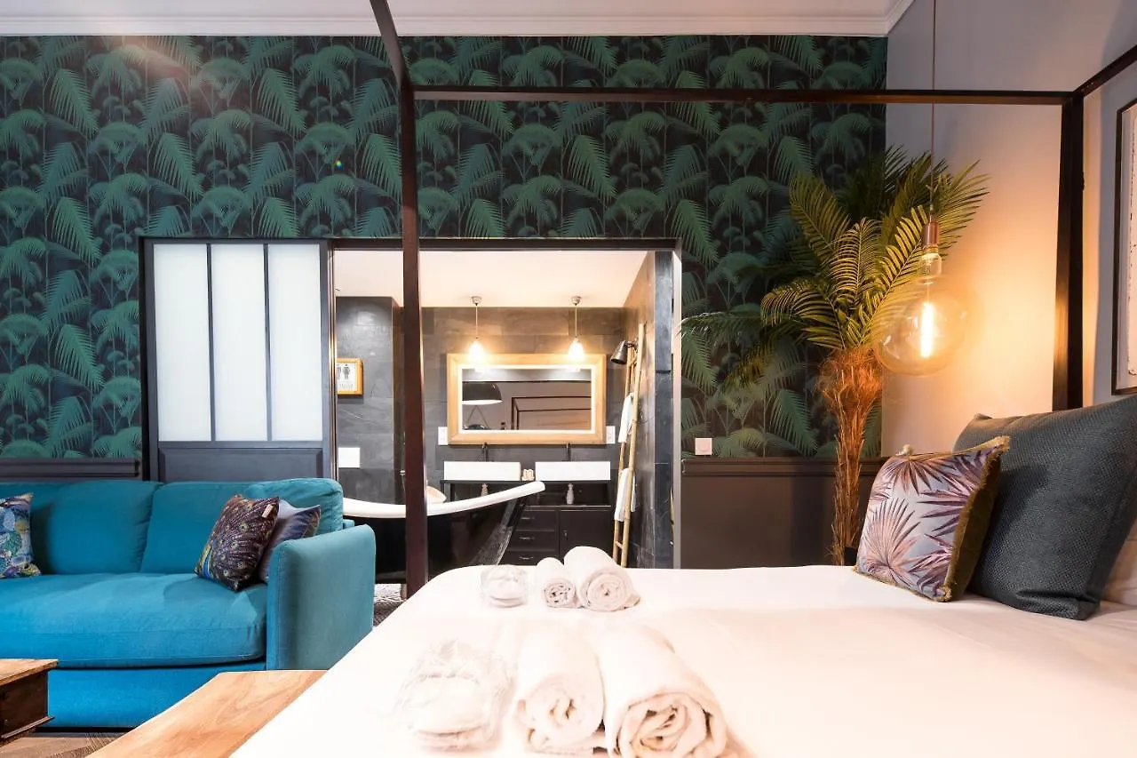 The Royal Elysee Suite Paris 0*,  Frankreich