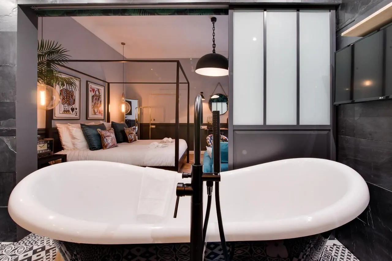 The Royal Elysee Suite Paris Apartment